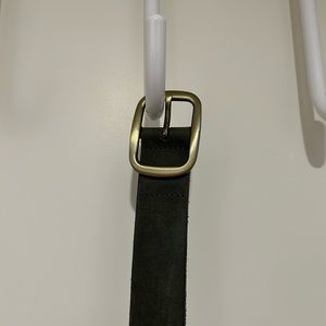 Levi’s dark olive green belt